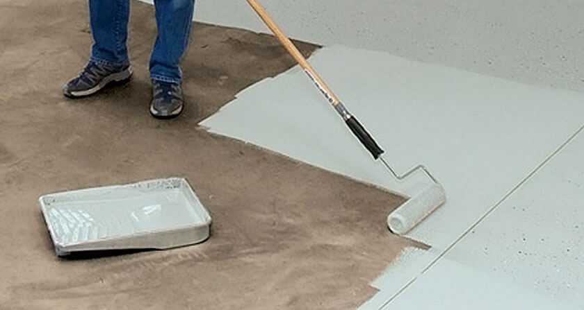 Как выровнять бетонный пол в гараже своими руками, чтобы не трескался (видео)