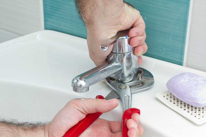 Как починить кран в ванной: простые способы устранения протечки (+фото) | дизайн и интерьер ванной комнаты