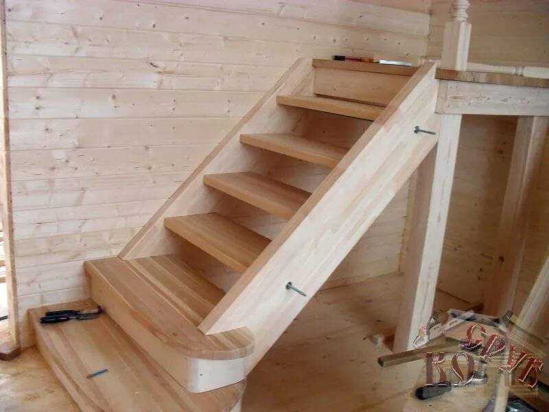 Как сделать своими руками деревянную лестницу на второй этаж – пошаговая инструкция