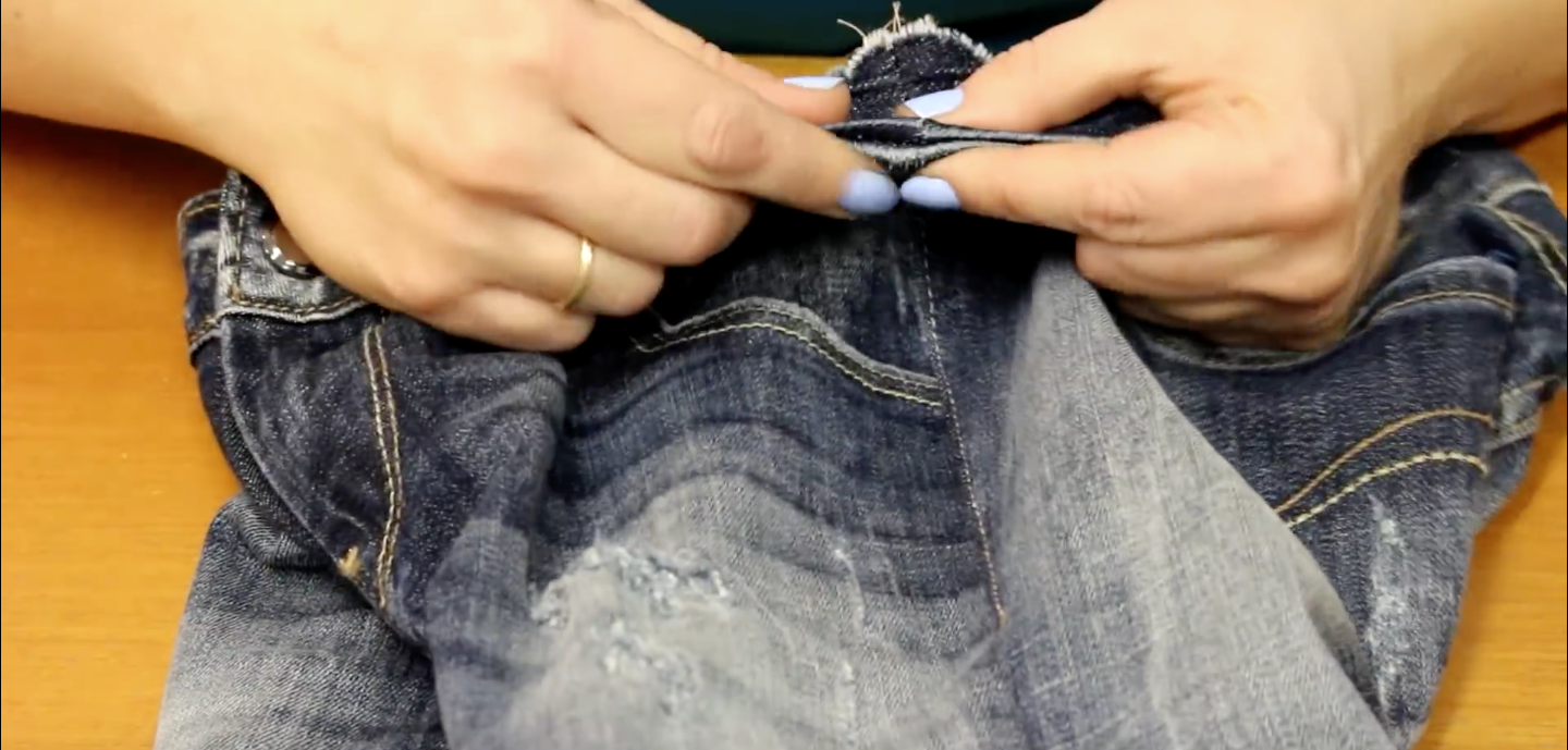 Как постирать джинсы чтобы они сели на размер меньше: эффективные способы