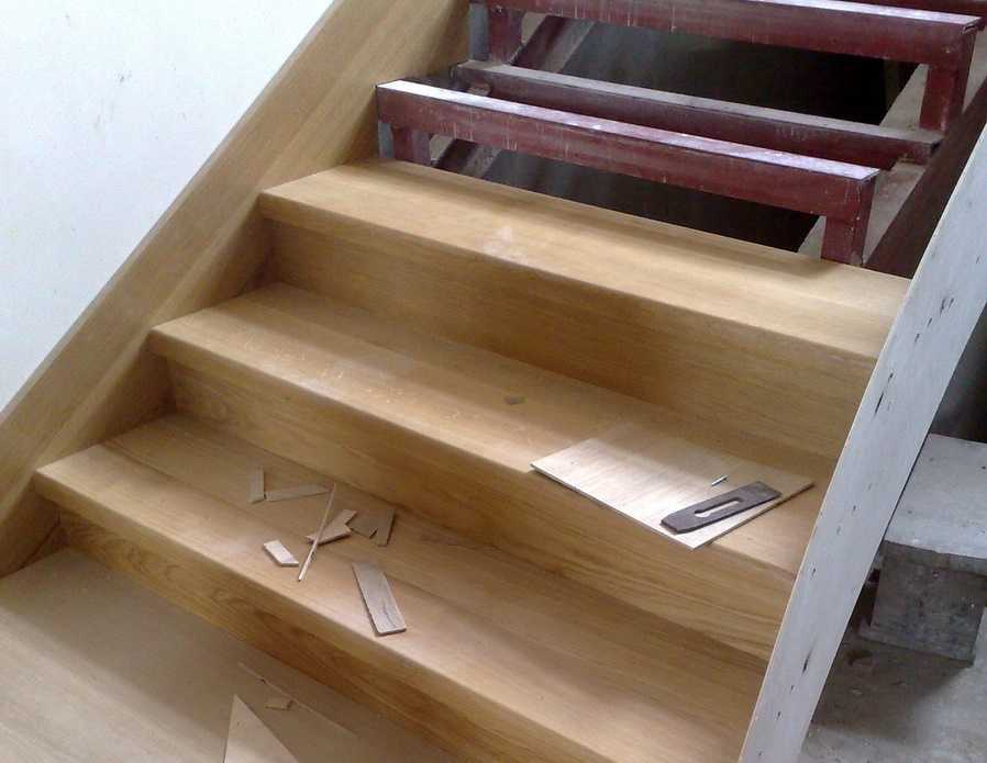 Чем отделать металлическую лестницу в доме. отделка металлической лестницы деревом – нюансы проведения работ
