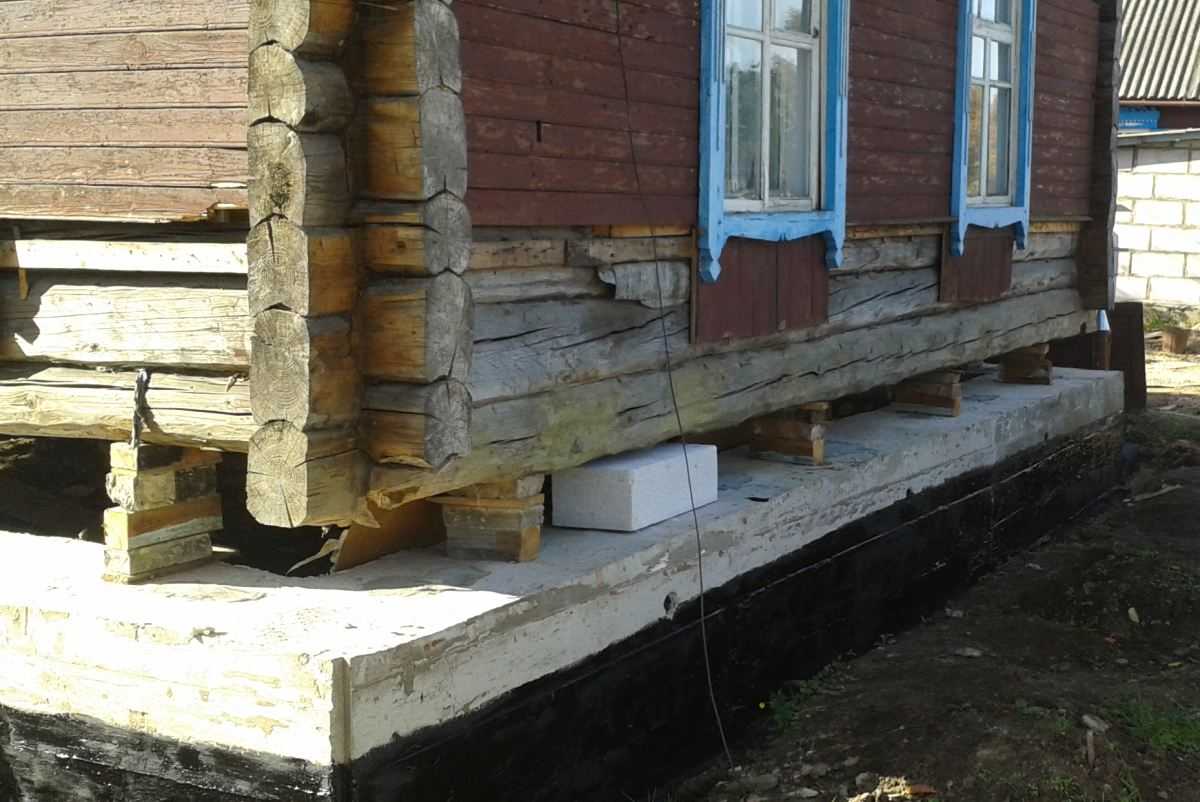 Как подлить фундамент к старому дому и стоит ли это делать