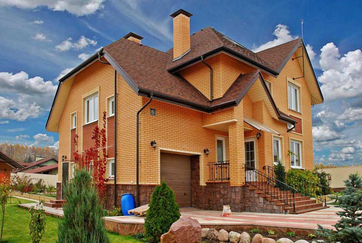 Как выбрать облицовочный кирпич для отделки фасада дома: советы профессионала