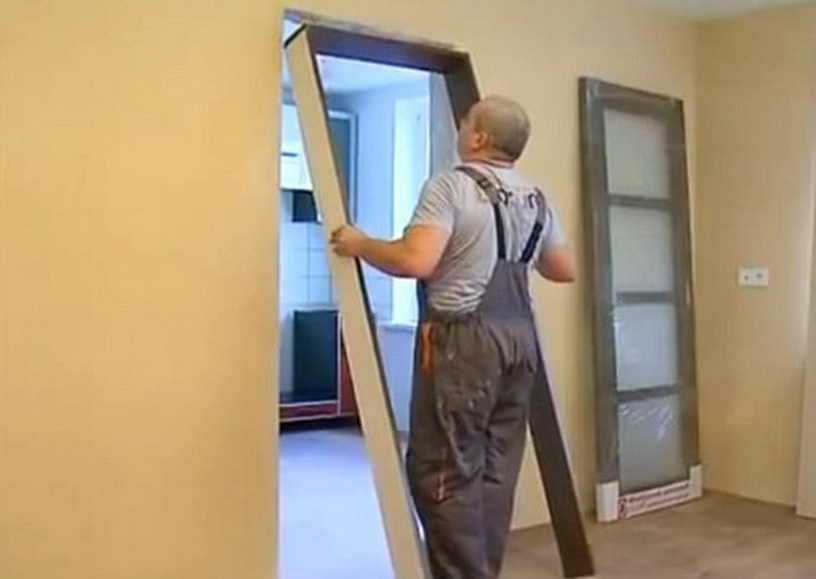 Установка входных металлических дверей – монтаж железной двери (стальной) своими руками + видео