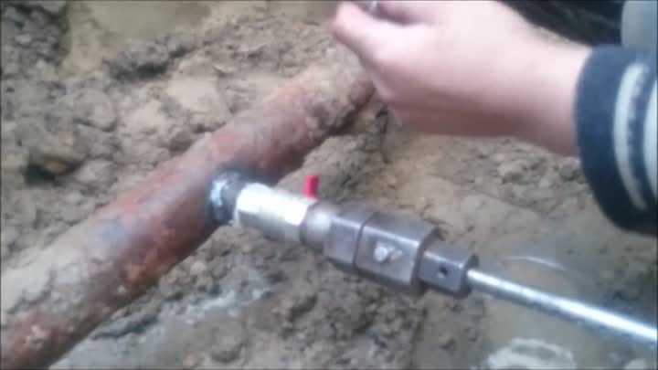 Как врезаться в водопроводную трубу