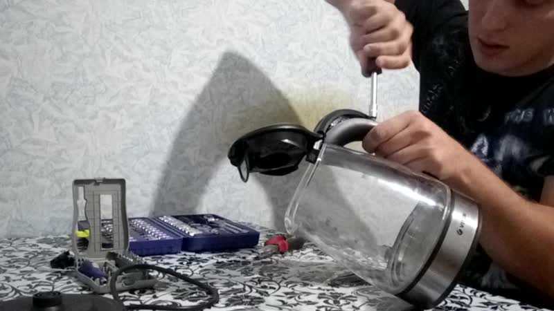 Ремонт чайника своими руками: схема ремонта крышки, кнопки, если протекает и течет вода