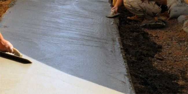 Как железнить бетон, правильно зажелезнить бетонный пол и дорожки цементом